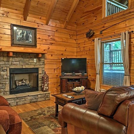 Pigeon Forge Cabin With Hot Tub, Grill And Pool Table! Villa Sevierville Exterior photo